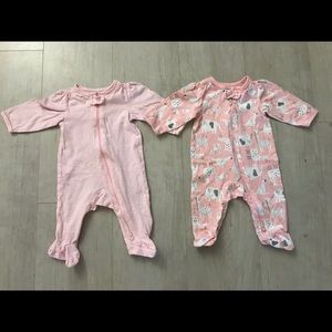 Carter’s footsies (2)